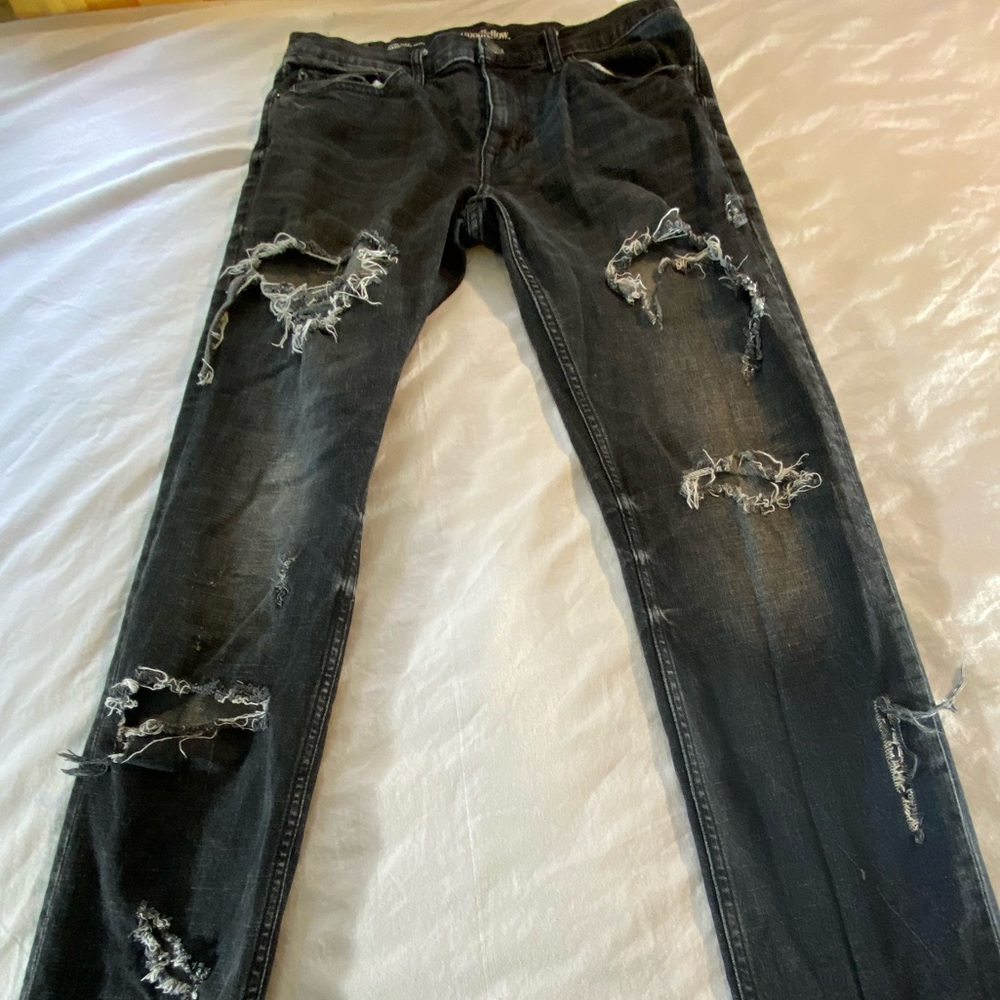 Ripped black jeans